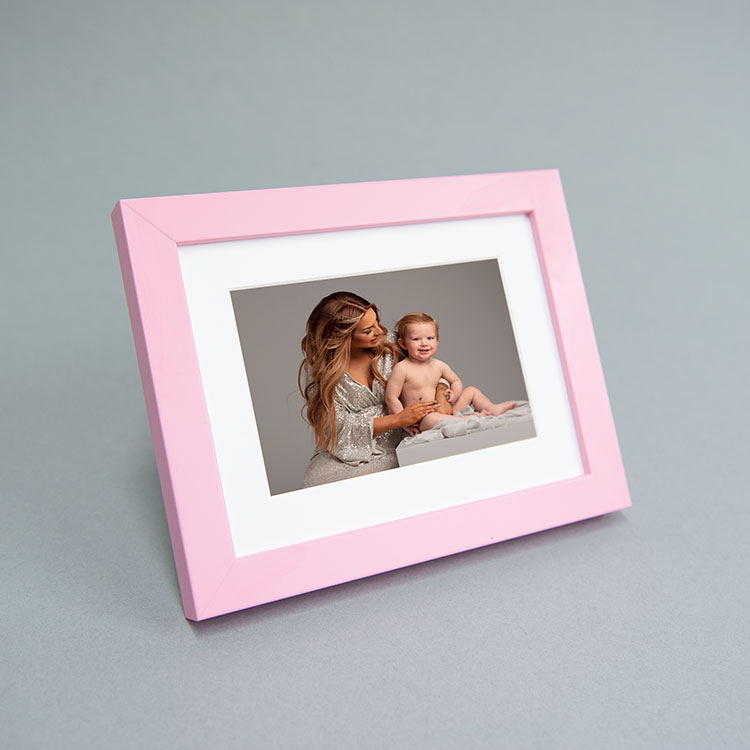 framed-print_Fiesta-Desk-Frame_custom picture frames_digitalab_photo frame