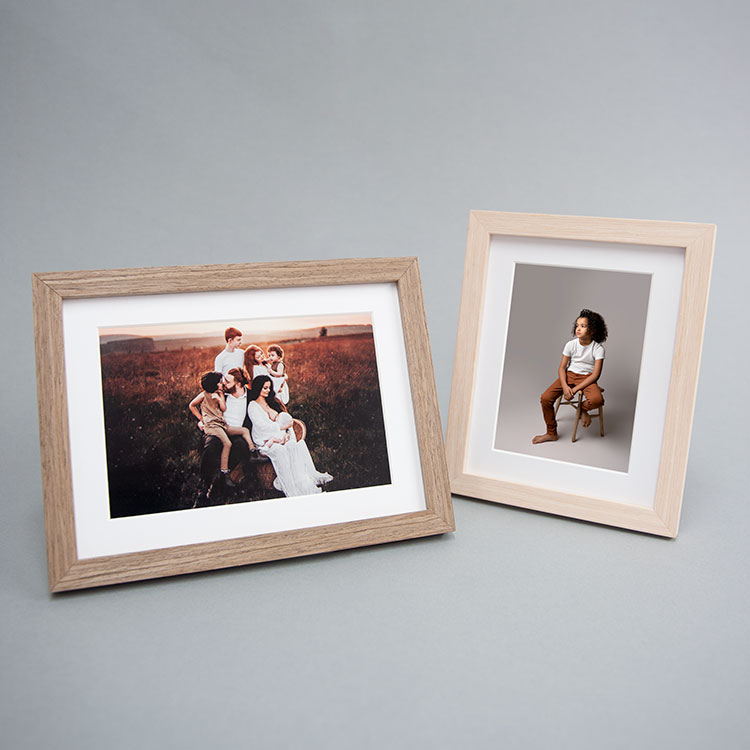 framed-print_Scandi-Desk-Frame_custom picture frames_digitalab_photo frame